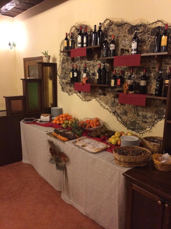 La Locanda Di San Francesco Hotel Viggianello Buitenkant foto
