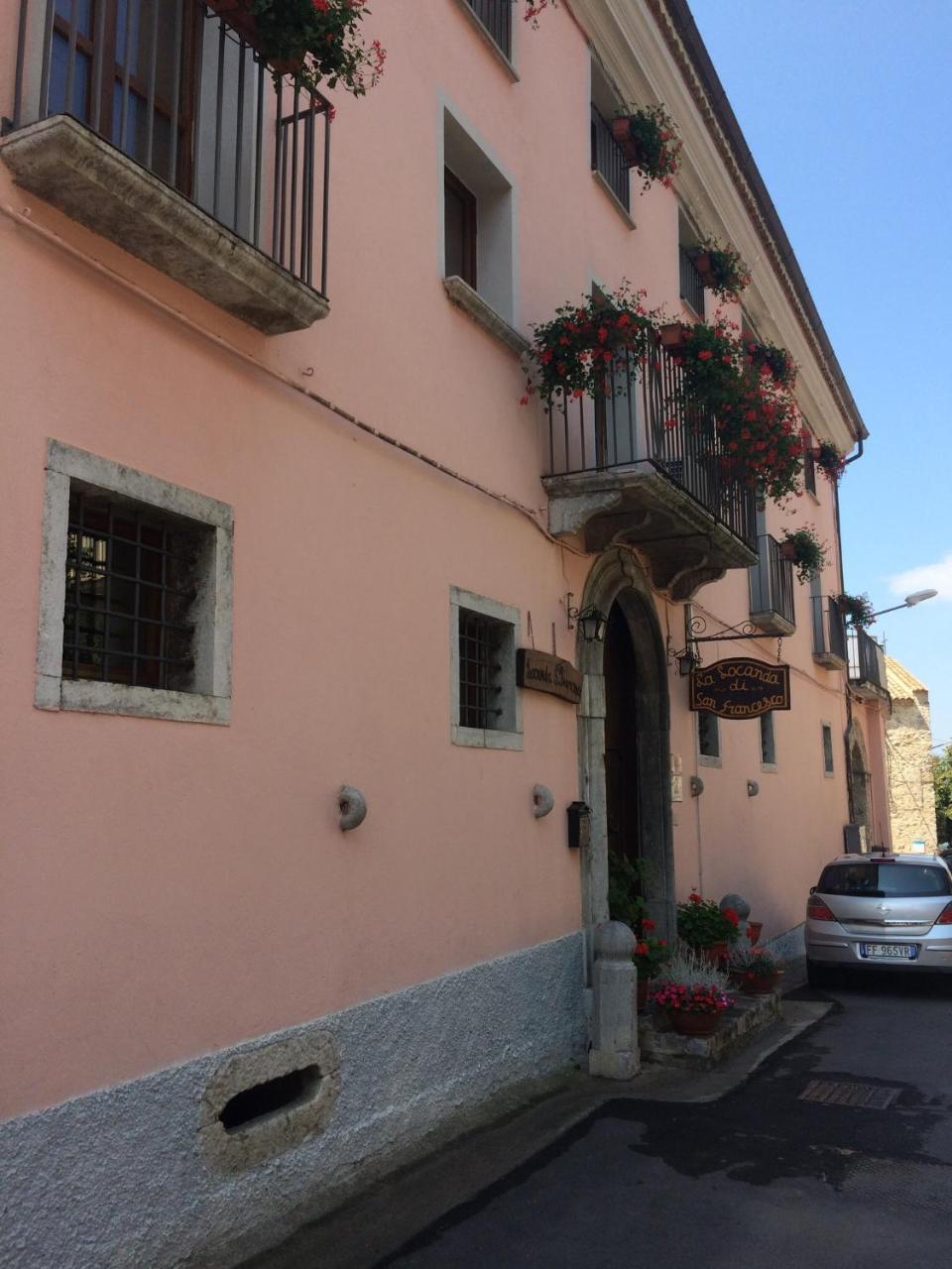 La Locanda Di San Francesco Hotel Viggianello Buitenkant foto