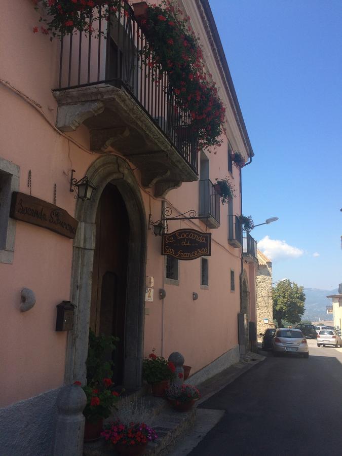 La Locanda Di San Francesco Hotel Viggianello Buitenkant foto
